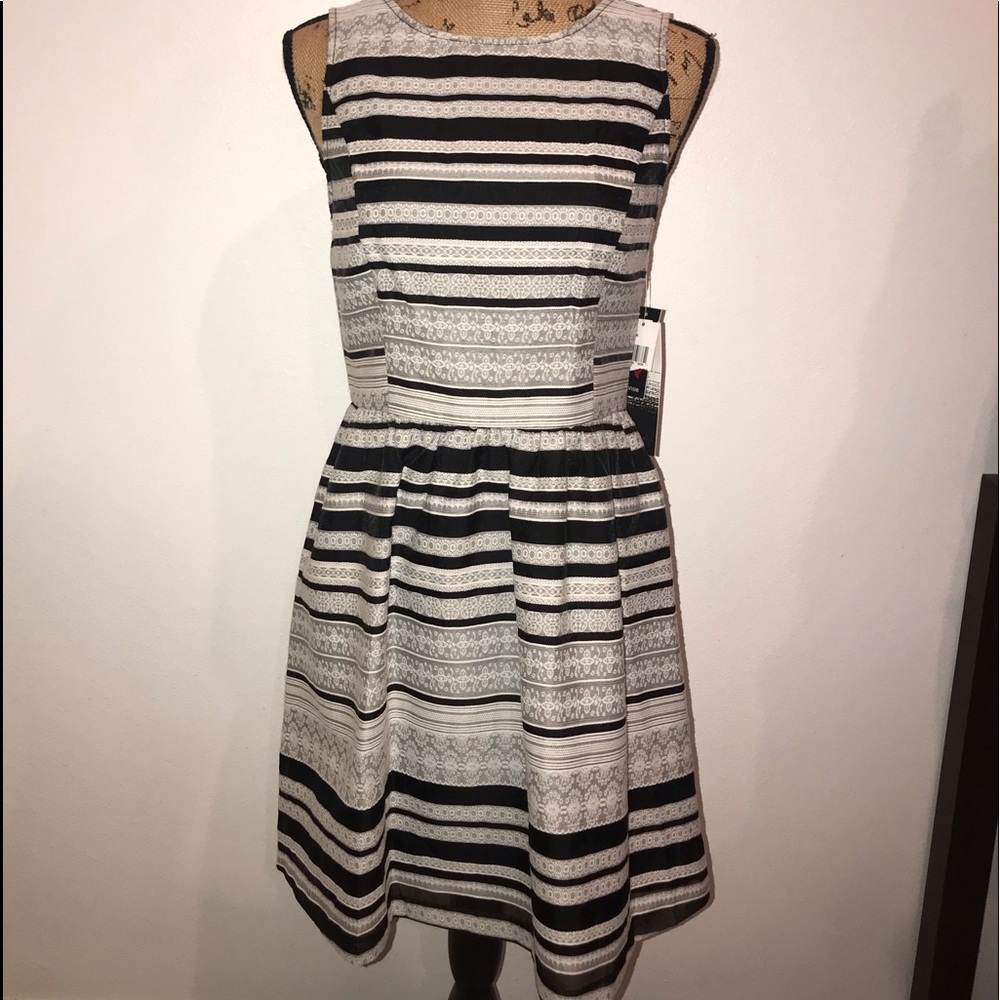 BRAND NEW Kensie Dress